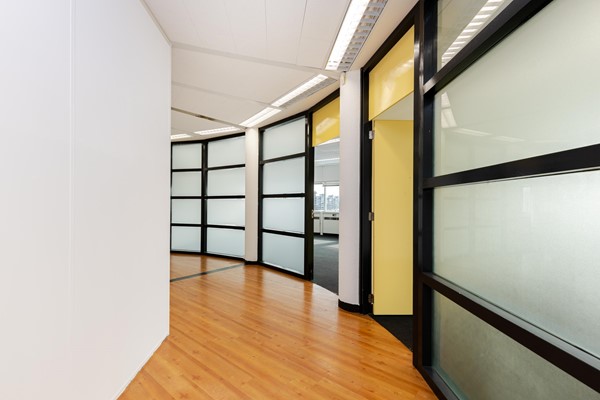 Medium property photo - Marconiplein 17, 3025 AV Rotterdam
